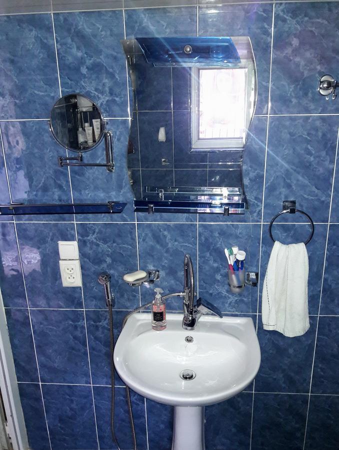 Gulo'S Home Tbiliszi Kültér fotó