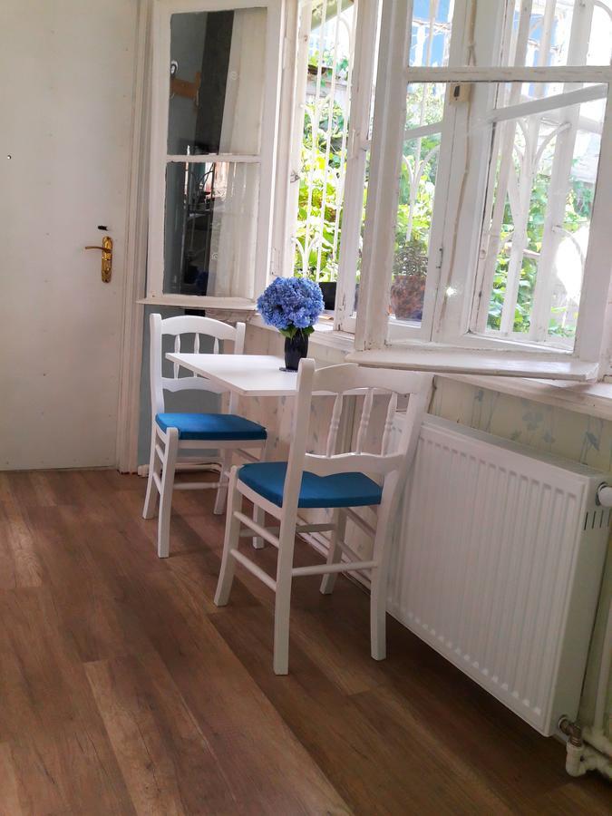 Gulo'S Home Tbiliszi Kültér fotó