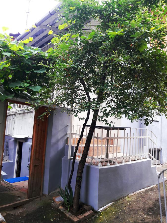 Gulo'S Home Tbiliszi Kültér fotó