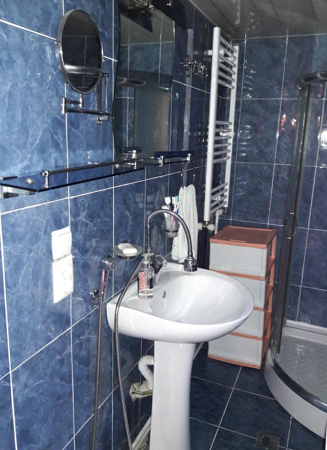 Gulo'S Home Tbiliszi Kültér fotó