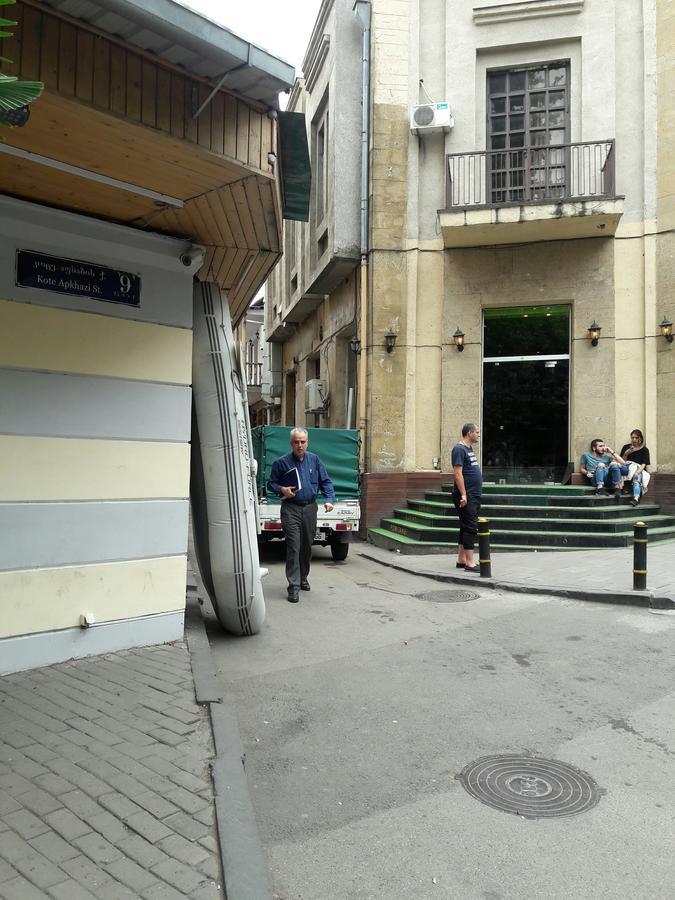 Gulo'S Home Tbiliszi Kültér fotó